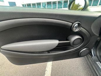 MINI Hatch 1.6 Cooper Steptronic Euro 4 3dr