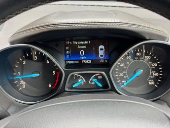 Ford Kuga 2.0 TDCi Vignale Powershift AWD Euro 6 (s/s) 5dr