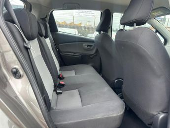 Toyota Yaris 1.5 VVT-h Icon E-CVT Euro 6 (s/s) 5dr