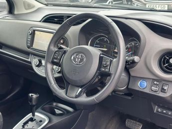 Toyota Yaris 1.5 VVT-h Icon E-CVT Euro 6 (s/s) 5dr