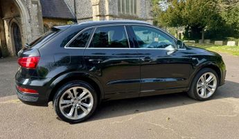 Audi Q3 2.0 TDI S line S Tronic quattro Euro 6 (s/s) 5dr (Nav)