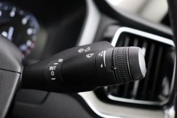 Volvo S60 2.0 B5 MHEV Inscription Auto Euro 6 (s/s) 4dr