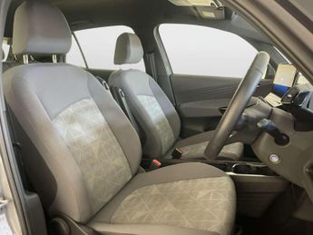 Volkswagen ID.3 Pro 58kWh Life Hatchback 5dr Electric Auto (145 ps)