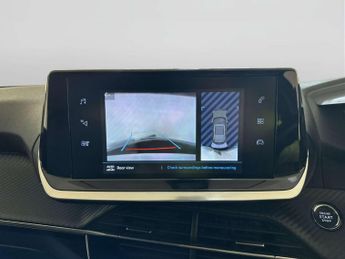 Peugeot E-2008 50kWh Allure Premium SUV 5dr Electric Auto (136 ps)