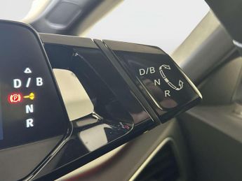 Volkswagen ID.3 Pure Performance 45kWh Style Hatchback 5dr Electric Auto (150 ps