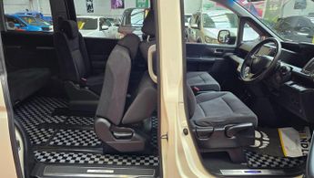 Honda Stepwagon 2.0 Spada Auto P Doors Camera Key less