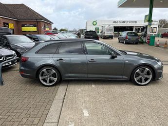 Audi A4 Avant 2.0 TFSI 40 Black Edition S Tronic Euro 6 (s/s) 5dr