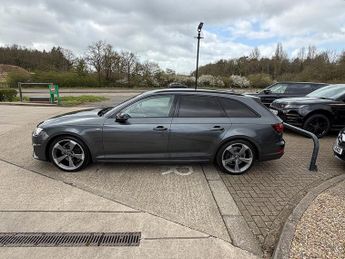 Audi A4 Avant 2.0 TFSI 40 Black Edition S Tronic Euro 6 (s/s) 5dr