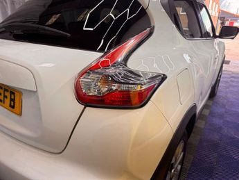 Nissan Juke 1.6 Tekna XTRON Euro 5 5dr