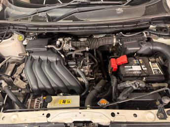 Nissan Juke 1.6 Tekna XTRON Euro 5 5dr