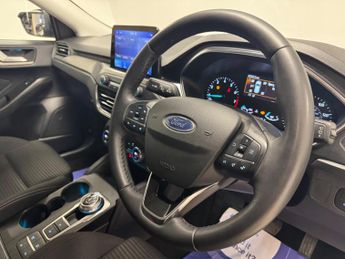 Ford Focus 1.0T EcoBoost MHEV Titanium DCT Euro 6 (s/s) 5dr