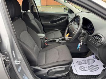 Hyundai i30 1.0 T-GDi MHEV SE Connect DCT Euro 6 (s/s) 5dr