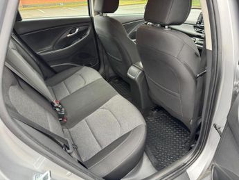 Hyundai i30 1.0 T-GDi MHEV SE Connect DCT Euro 6 (s/s) 5dr