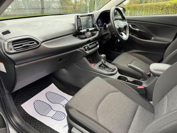 Hyundai i30 1.0 T-GDi MHEV SE Connect DCT Euro 6 (s/s) 5dr