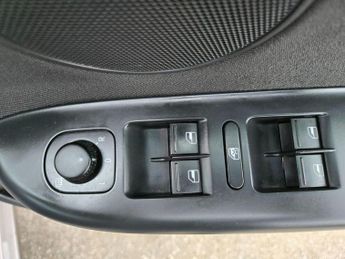 Volkswagen Golf Plus 1.6 TDI SE Euro 5 5dr