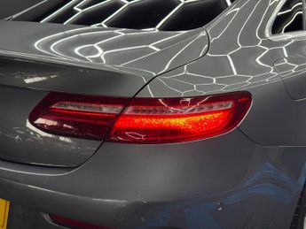 Mercedes-Benz E Class 2.0 E220d AMG Line (Premium) G-Tronic+ Euro 6 (s/s) 2dr