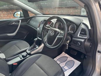 Vauxhall Astra 1.6 16v SE Auto Euro 5 5dr