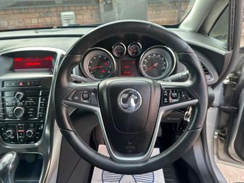 Vauxhall Astra 1.6 16v SE Auto Euro 5 5dr