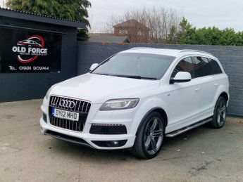 Audi Q7 3.0 TDI V6 S line Tiptronic quattro Euro 5 (s/s) 5dr