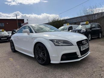Audi TT 2.0 TDI Black Edition S Tronic quattro Euro 5 3dr