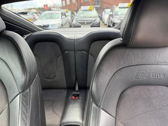 Audi TT 2.0 TDI Black Edition S Tronic quattro Euro 5 3dr