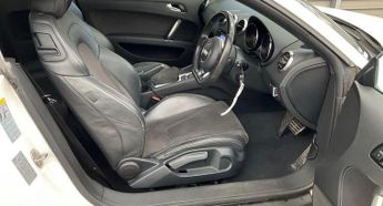 Audi TT 2.0 TDI Black Edition S Tronic quattro Euro 5 3dr