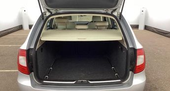 Skoda Superb 2.0 TDI Elegance DSG 4WD Euro 5 5dr