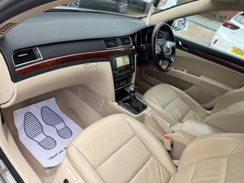 Skoda Superb 2.0 TDI Elegance DSG 4WD Euro 5 5dr