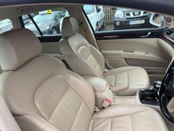 Skoda Superb 2.0 TDI Elegance DSG 4WD Euro 5 5dr