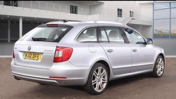 Skoda Superb 2.0 TDI Elegance DSG 4WD Euro 5 5dr