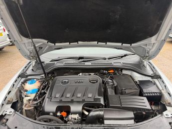 Skoda Superb 2.0 TDI Elegance DSG 4WD Euro 5 5dr