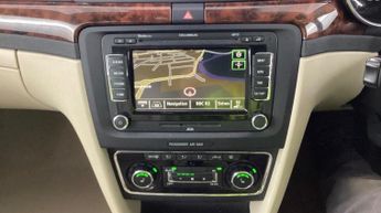 Skoda Superb 2.0 TDI Elegance DSG 4WD Euro 5 5dr