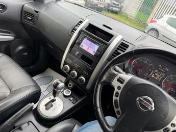 Nissan X-Trail 2.0 dCi Tekna Auto 4WD Euro 5 5dr (AVM)