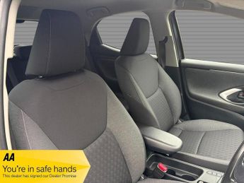 Toyota Yaris 1.5 VVT-h Design E-CVT Euro 6 (s/s) 5dr