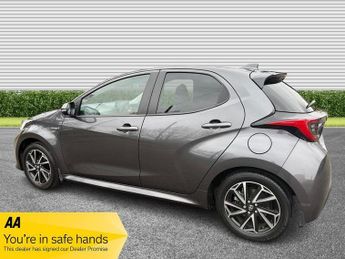 Toyota Yaris 1.5 VVT-h Design E-CVT Euro 6 (s/s) 5dr