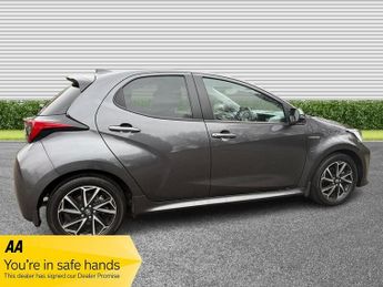 Toyota Yaris 1.5 VVT-h Design E-CVT Euro 6 (s/s) 5dr