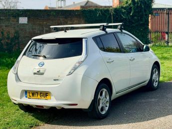 Nissan Leaf 30kWh Acenta Auto 5dr