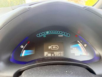 Nissan Leaf 30kWh Acenta Auto 5dr