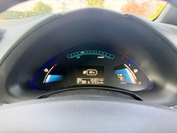 Nissan Leaf 30kWh Acenta Auto 5dr