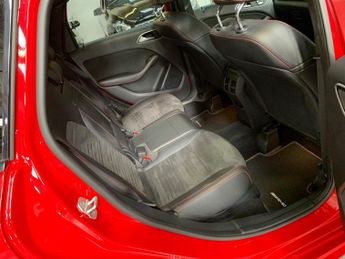 Mercedes-Benz B Class 2.1 B200d AMG Line (Premium Plus) 7G-DCT Euro 6 (s/s) 5dr