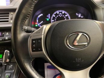 Lexus CT 1.8 200h Advance CVT Euro 5 (s/s) 5dr