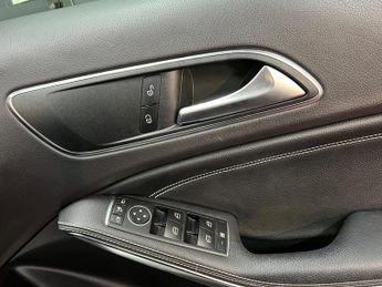 Mercedes-Benz A Class 1.5 A180d Sport (Premium) 7G-DCT Euro 6 (s/s) 5dr