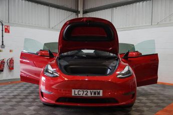 Tesla Model Y (Dual Motor) Long Range Auto 4WDE 5dr