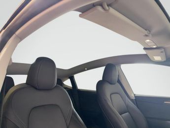 Tesla Model Y (Dual Motor) Long Range Auto 4WDE 5dr