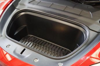 Tesla Model Y (Dual Motor) Long Range Auto 4WDE 5dr