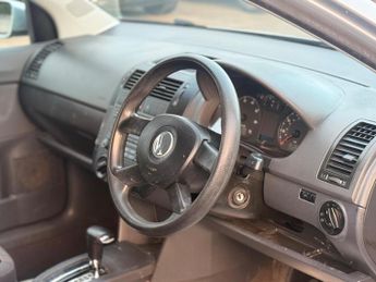 Volkswagen Polo 1.4 S 5dr