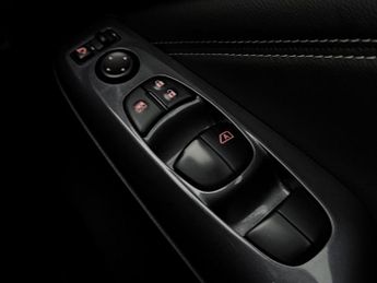 Nissan Juke 1.6 N-Connecta Auto Euro 6 5dr