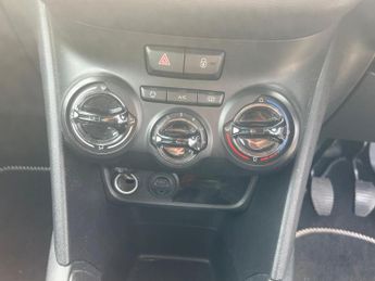 Peugeot 208 1.2 VTi Active Euro 5 3dr