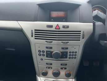 Vauxhall Astra 1.4i 16v Club 5dr