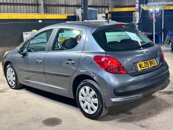 Peugeot 207 1.4 Verve 5dr